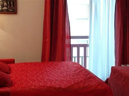 La Loggia & Deauville