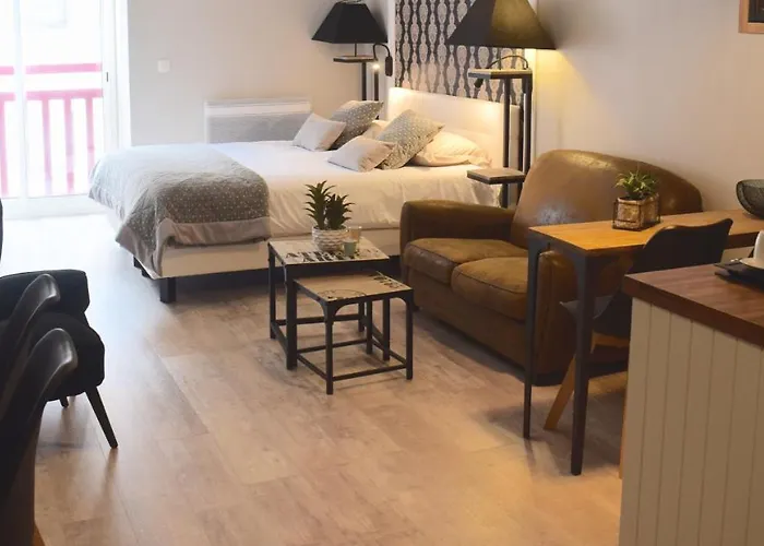 La Loggia & ホテル