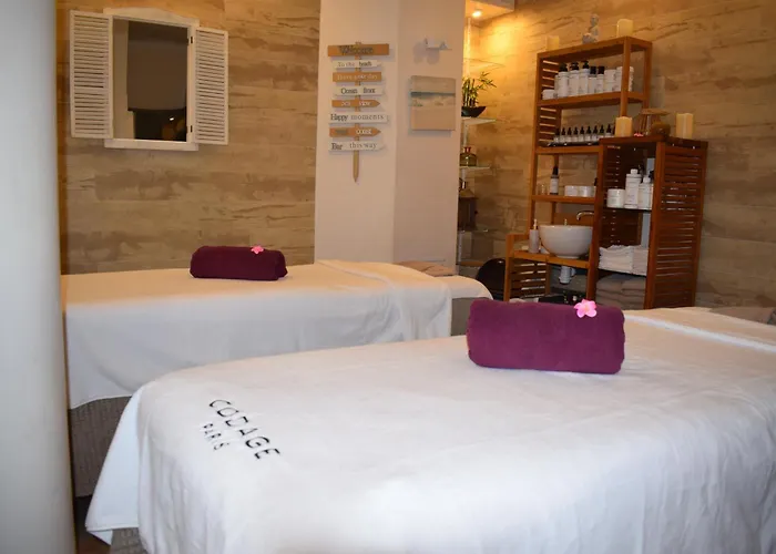 La Loggia & 3* Ντοβίλ