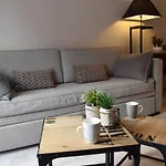 La Loggia & Довиль