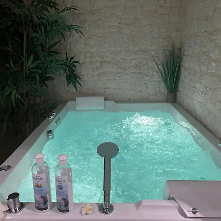 La Loggia & מלון דוביל