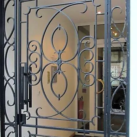 Hotel La Loggia & 3*
