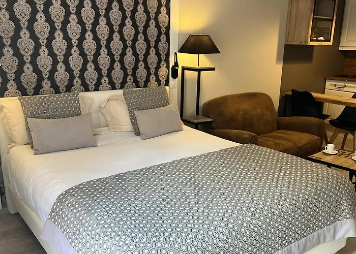 מלון La Loggia & 3*